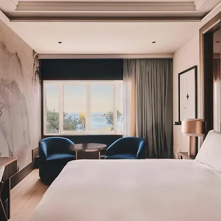 Nobu Hotel 5*